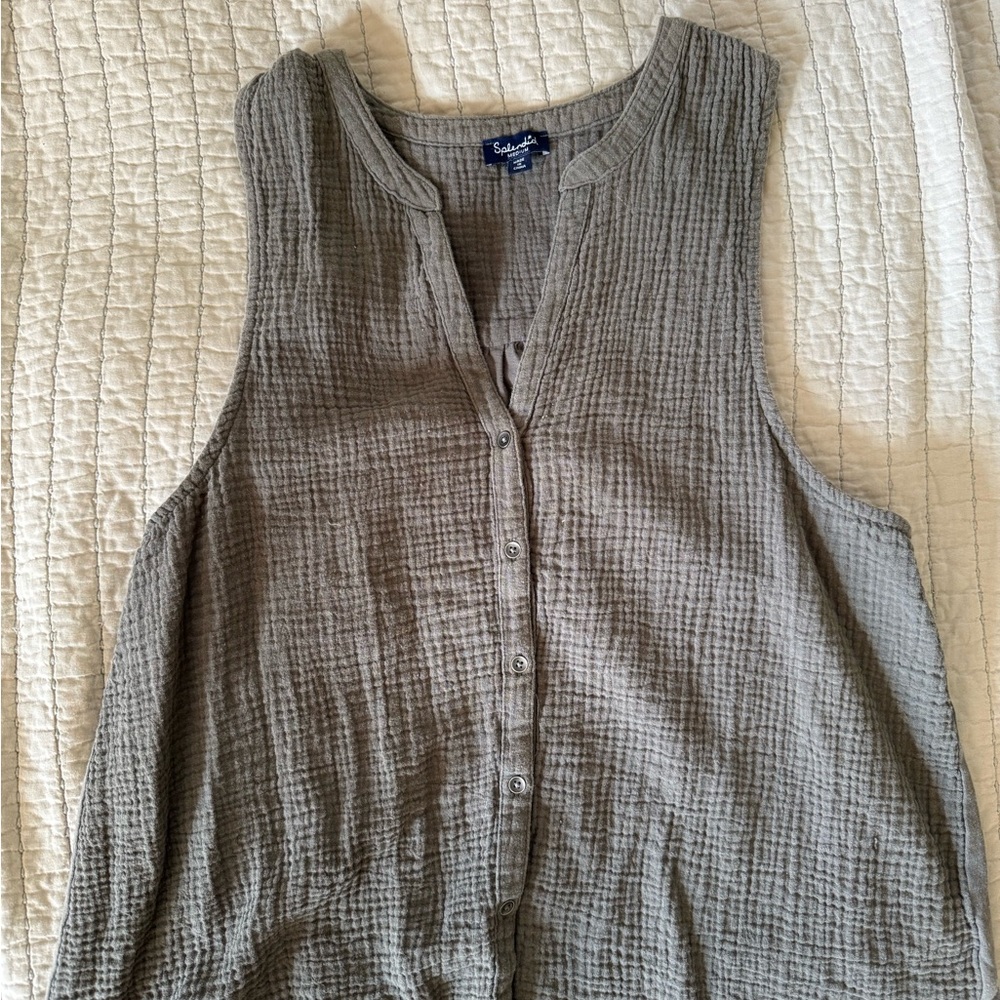 Splendid Olive Button Down Sleeveless Shirt